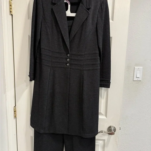 St. John Collection Santana Knit Jacket Pants wide leg Set Black Wool Blend - Picture 12 of 16